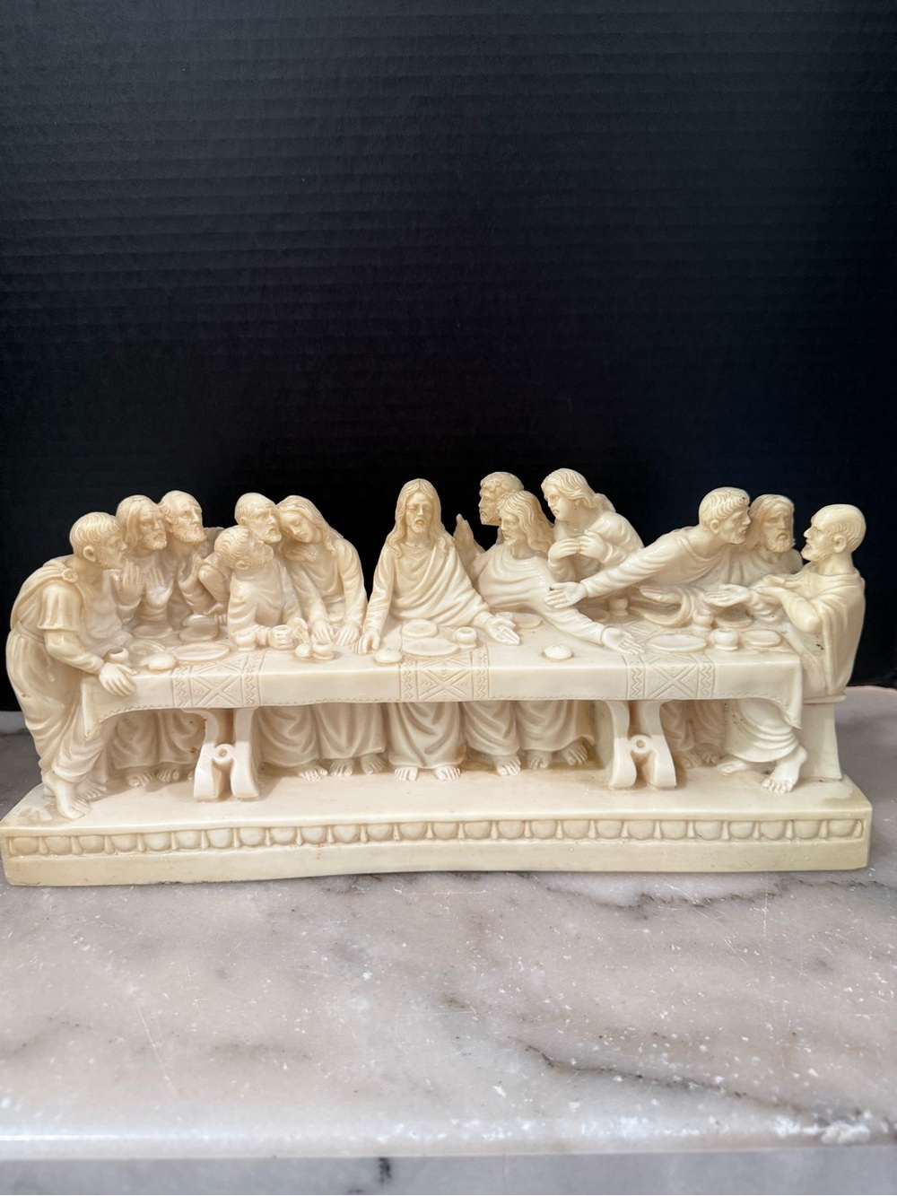 Cast Alabaster Resin The Last Supper Sculpture  13 1/2" x 6" x 4 Made in Italy